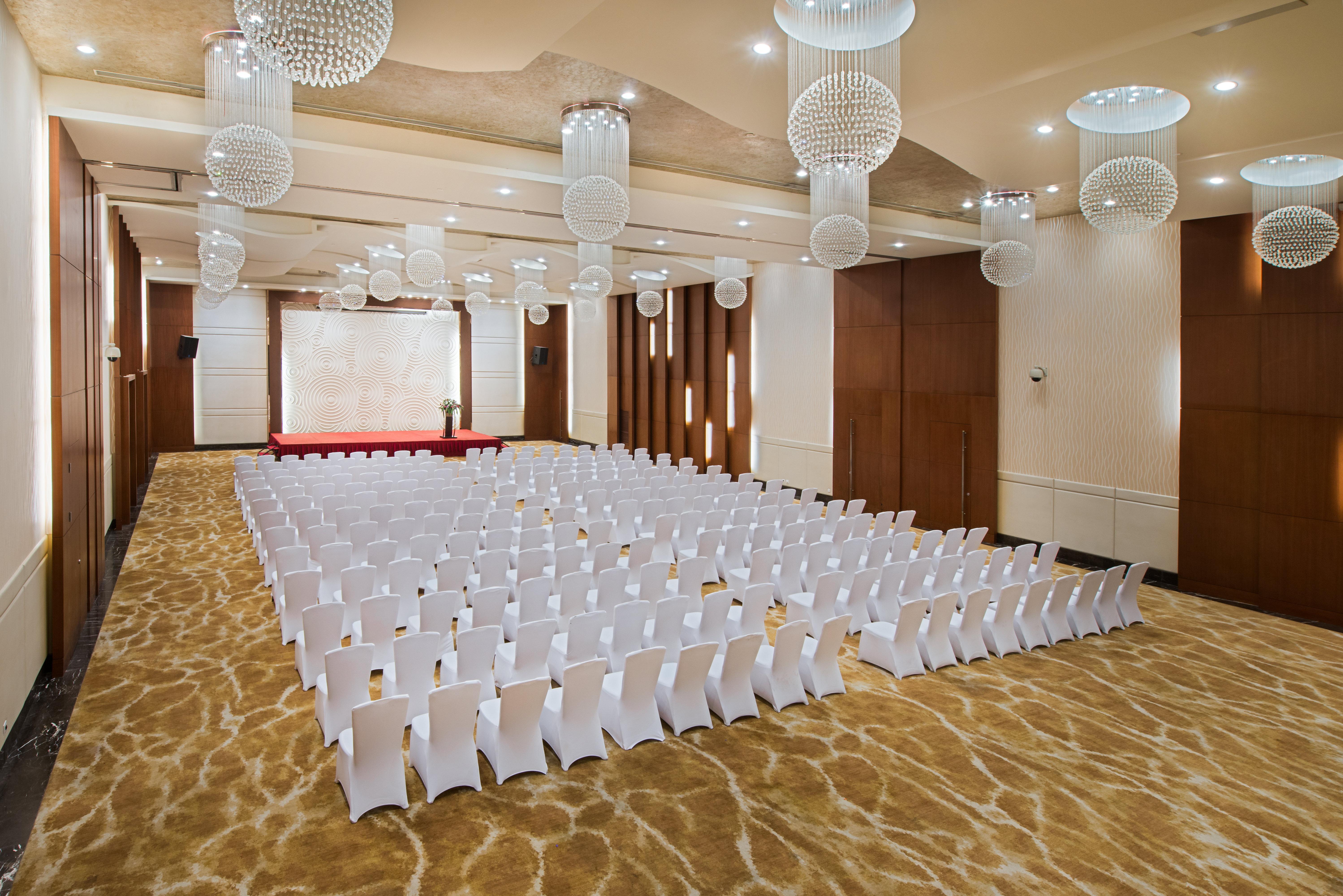 Crowne Plaza Shanghai Xiayang Lake By Ihg Qingpu Экстерьер фото